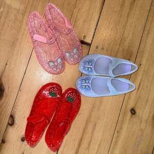 3 Old Navy Toddler Jelly Mary Jane Shoes Glitter Strawberry Butterfly Bow 11